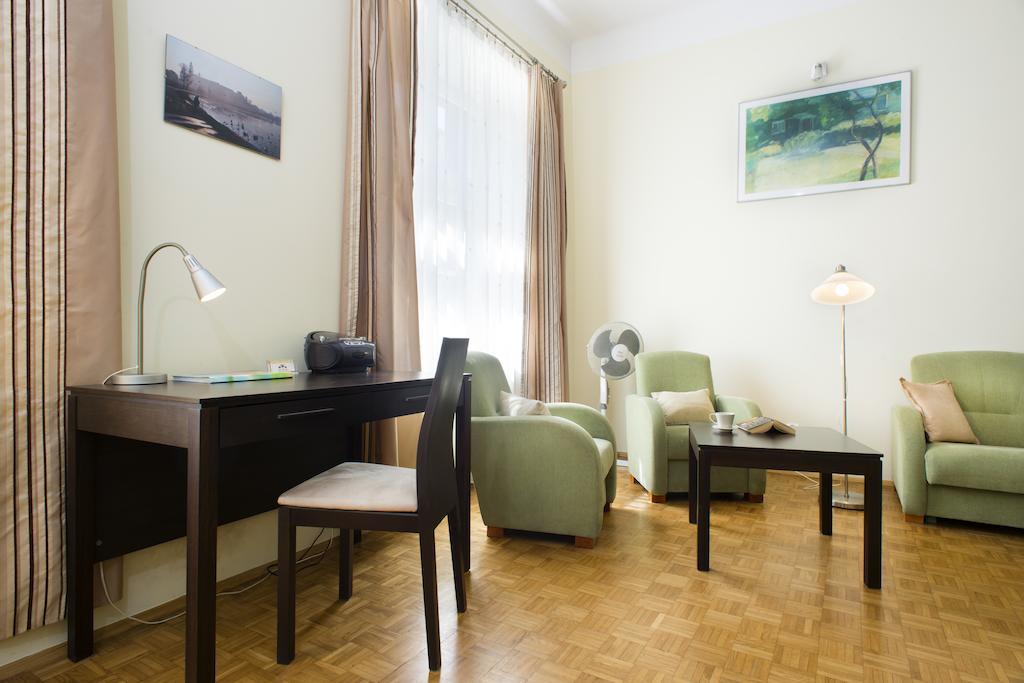 Mikolajska Residence Krakau Zimmer foto